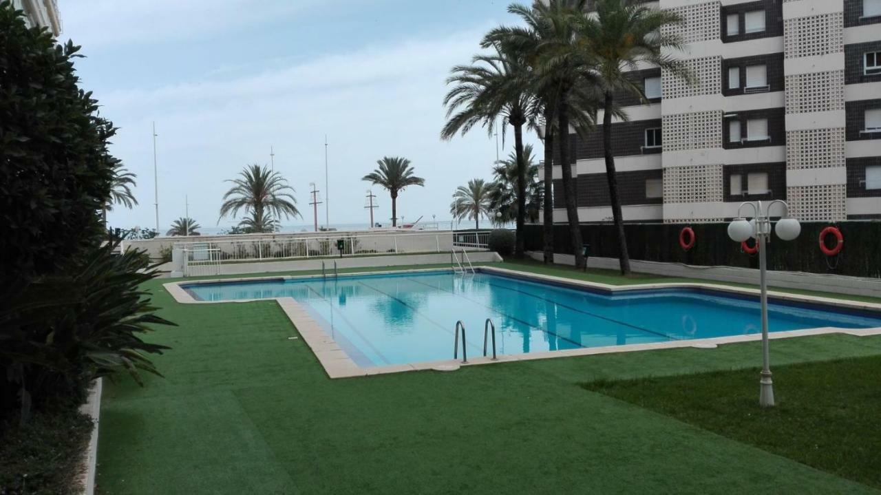 Apartamento En 1ª Linea Playa De Gandia Gandía Exterior foto